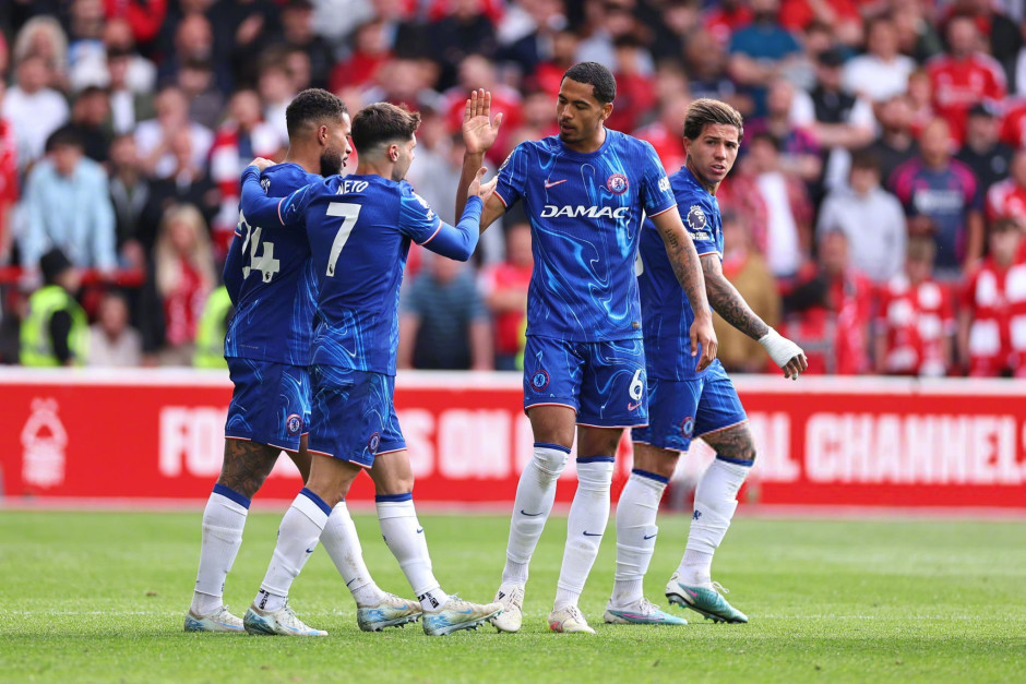 德州扑克高手把激进当工具（德州扑克高手把激进当作策略利器）