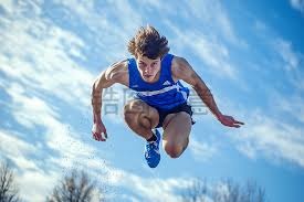 体操世界杯：张可欣头名晋级高低杠决赛 “丘妈”晋级跳马决赛