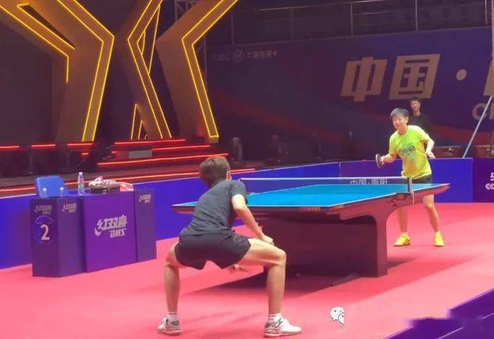 我们怀抱钦 我们怀抱钦